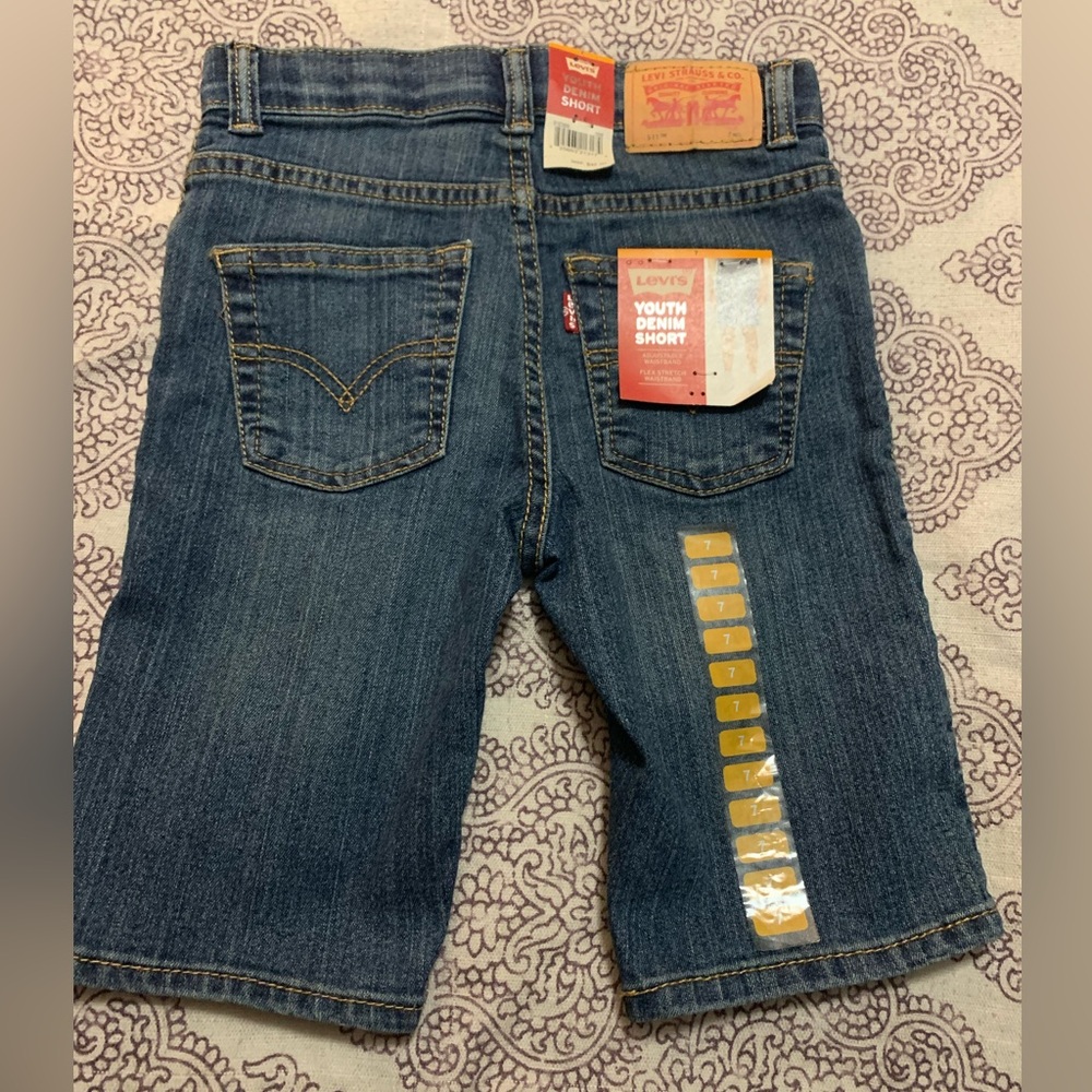 NWT Levi’s denim jean shorts Boys size 7